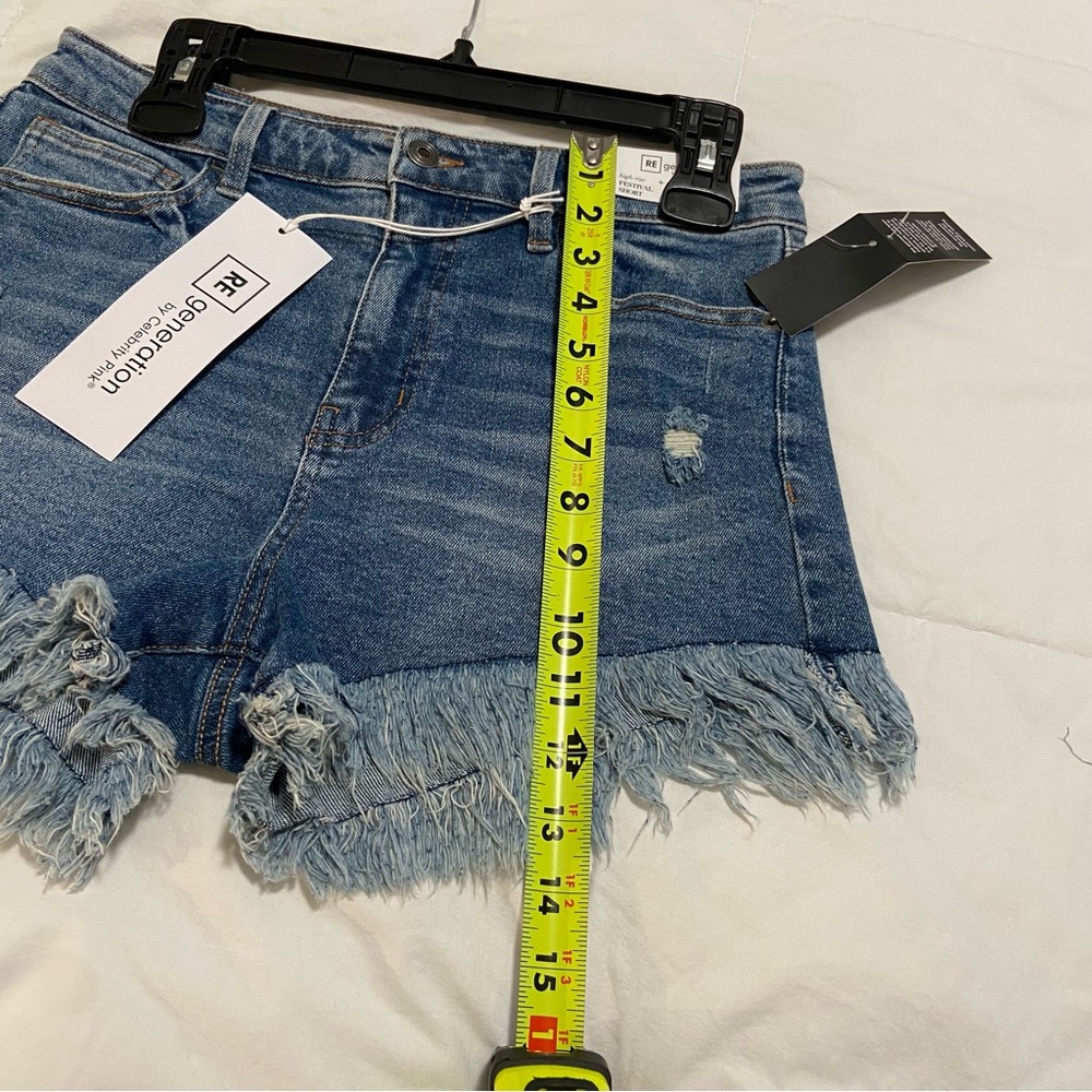 Frayed Hem Jean Shorts - Picture 3 of 13